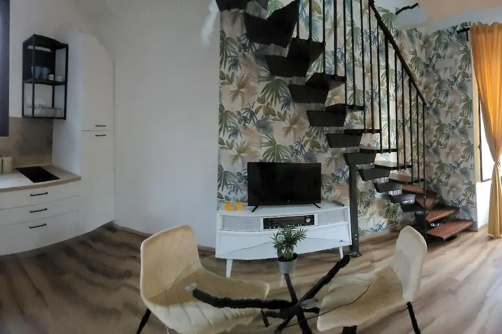 XX Miglia Apartments Catania 0*,  Italia