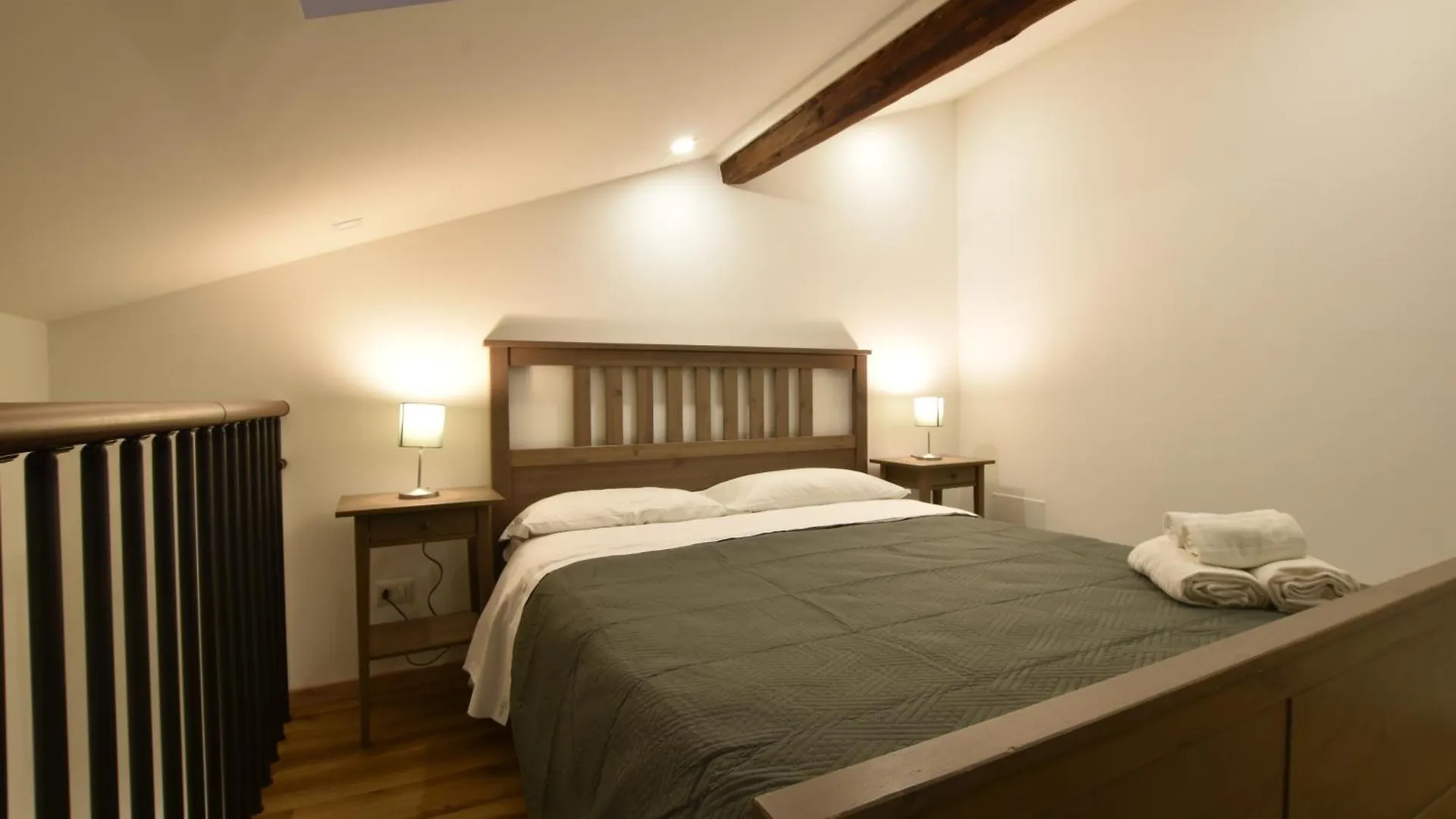 XX Miglia Apartments Catania 0*,  Italia