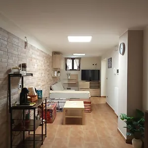 https://apt-casa-alessia.taorminaitalyhotels.com